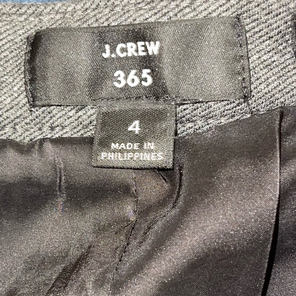 J. Crew 365, grey, lined, pencil skirt. Size 4 GUC - Picture 4 of 6
